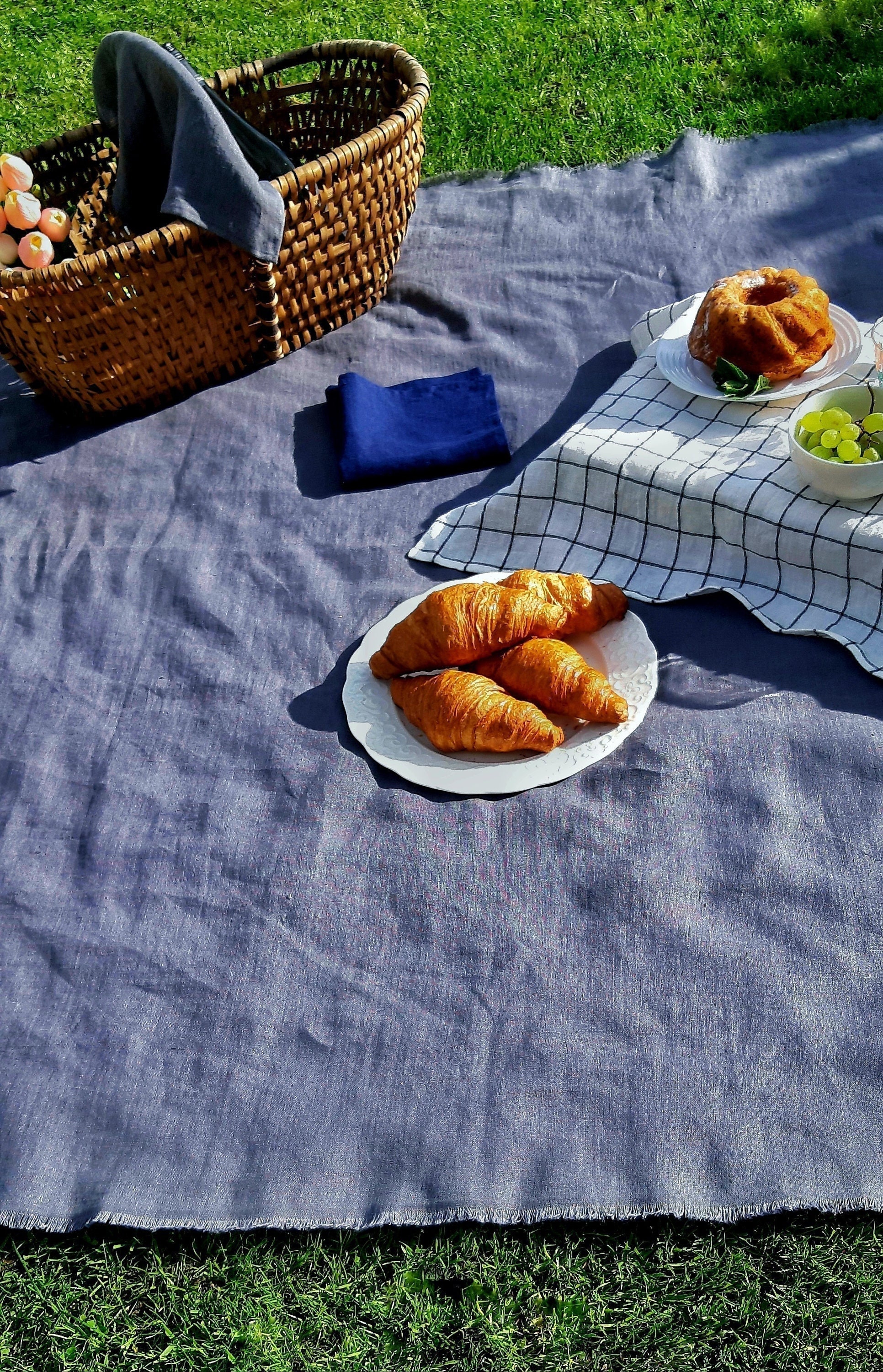 Large outdoor waterproof picnic blanket - Etsy 日本 Large outdoor waterproof picnic blanket - Etsy 日本