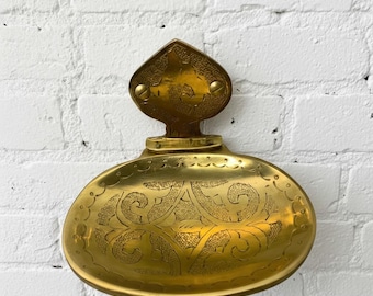 Vintage Brass Wall Soap Dish, Antique Style Bathroom Holder, Solid Metal Shower Caddy, Farmhouse Vanity Accessory, Classic Gold Hardware