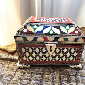 Moroccan Box Decorative Jewelry Inlaid with Bone and Brass, Rectangular Filigree Trinket, Jewelry box, Mother of Pearl Gift Box, Design N-3