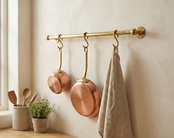 Antiek koperen keukenreling met S-haken, keukengerei voor wandmontage, massief messing pannenhanger, vintage boerderij pannen- en pottenhouder