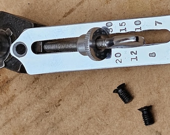 Singer 221K Featherweight Sewing Machine Stitch Length Regulator Lever Assembly with Chrome Plate