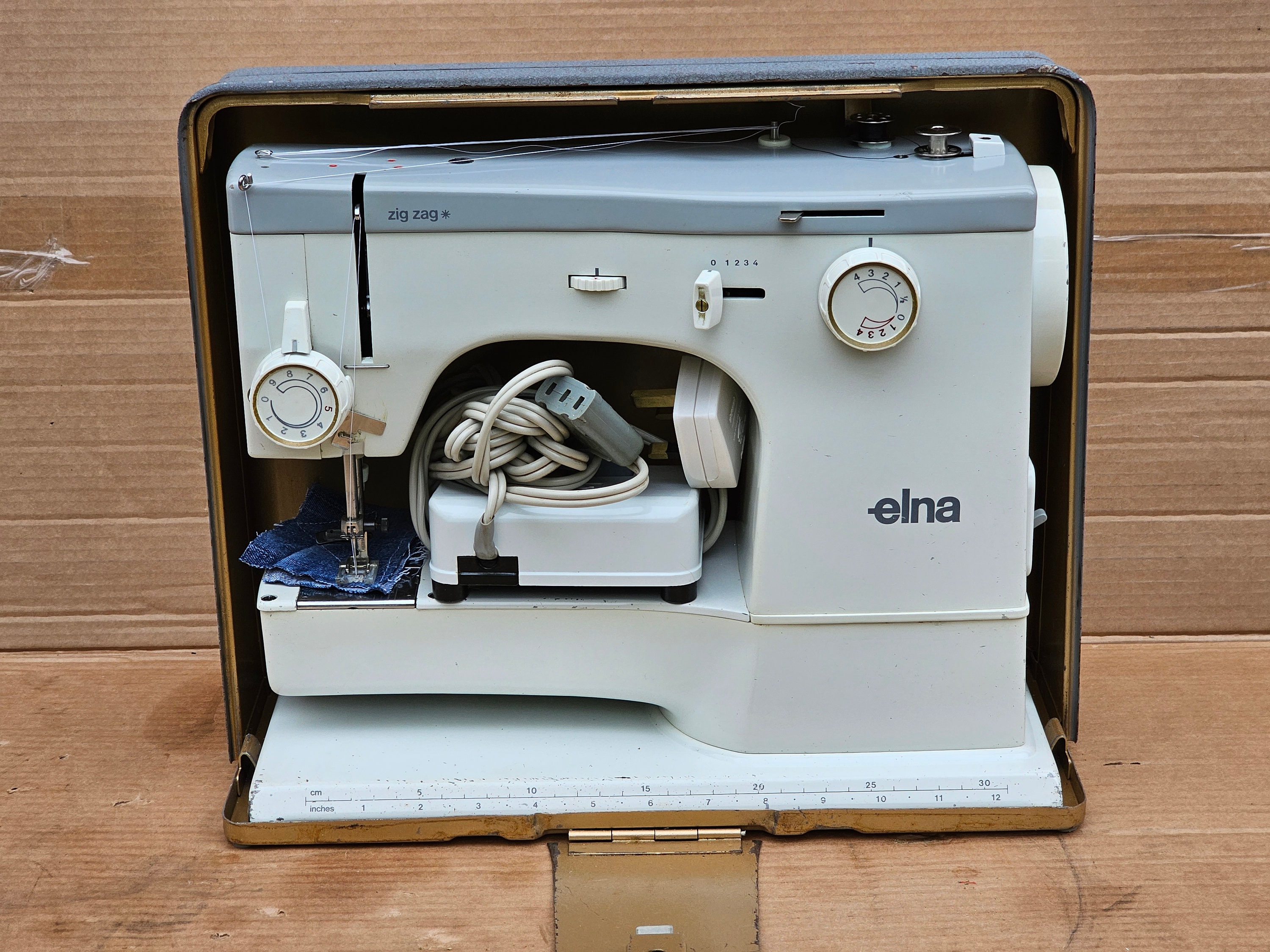 Elna Zig Zag Vintage Sewing Machine. Etsy