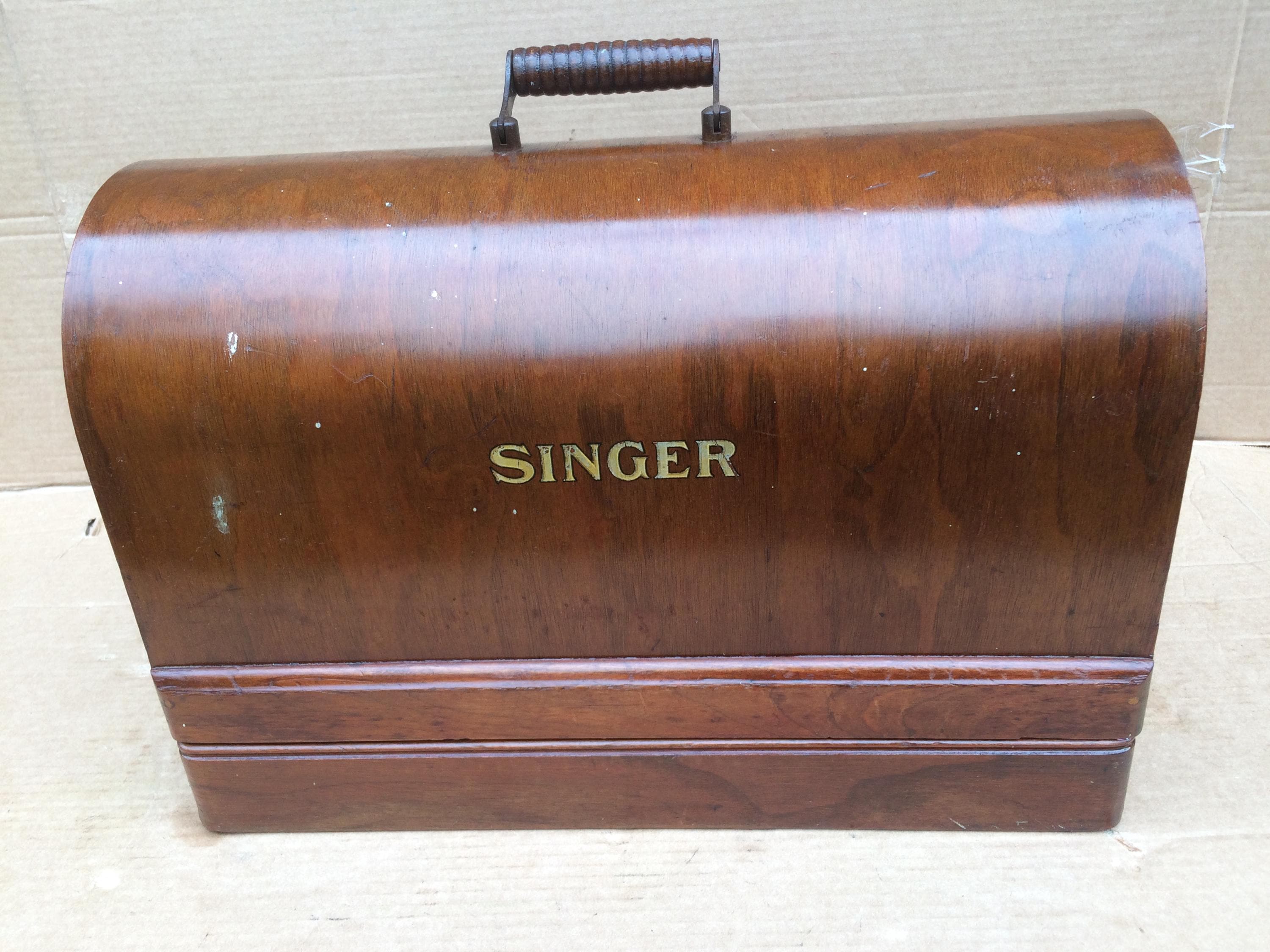 Vintage Singer 28, 28K Hand Crank Sewing Machine With Bentwood Case and ...