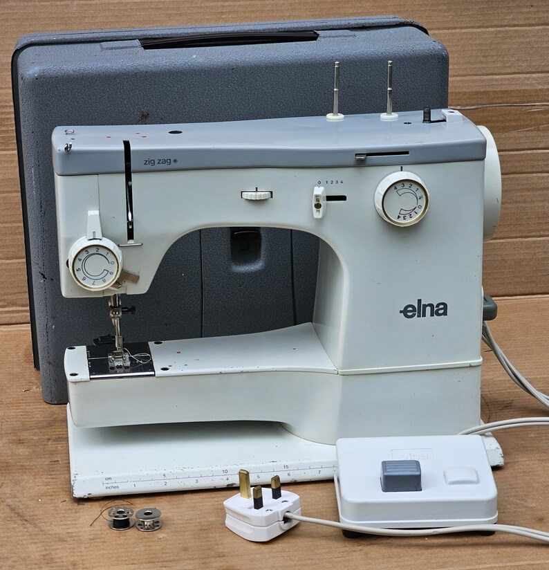 Elna Zig Zag Vintage Sewing Machine. Etsy Australia