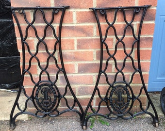 Antique Singer Treadle sewing machine frame only x 2 stand pieces.