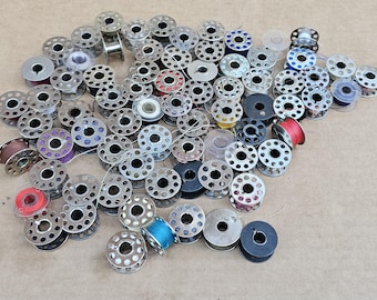 Bobine per macchine da cucire Singer d'epoca: classe 15, 16, 31, 44, 68 - (74 pezzi)