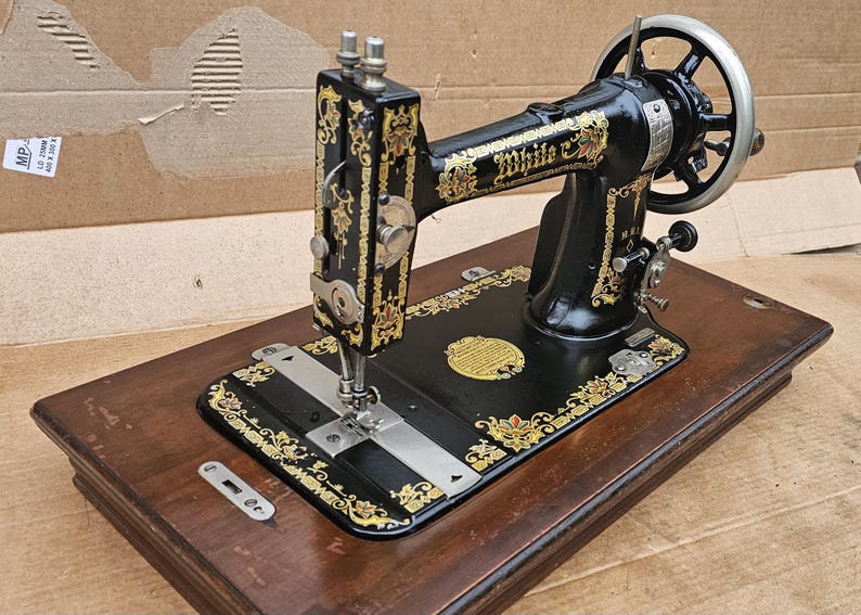 White Sewing Machine Models by Year