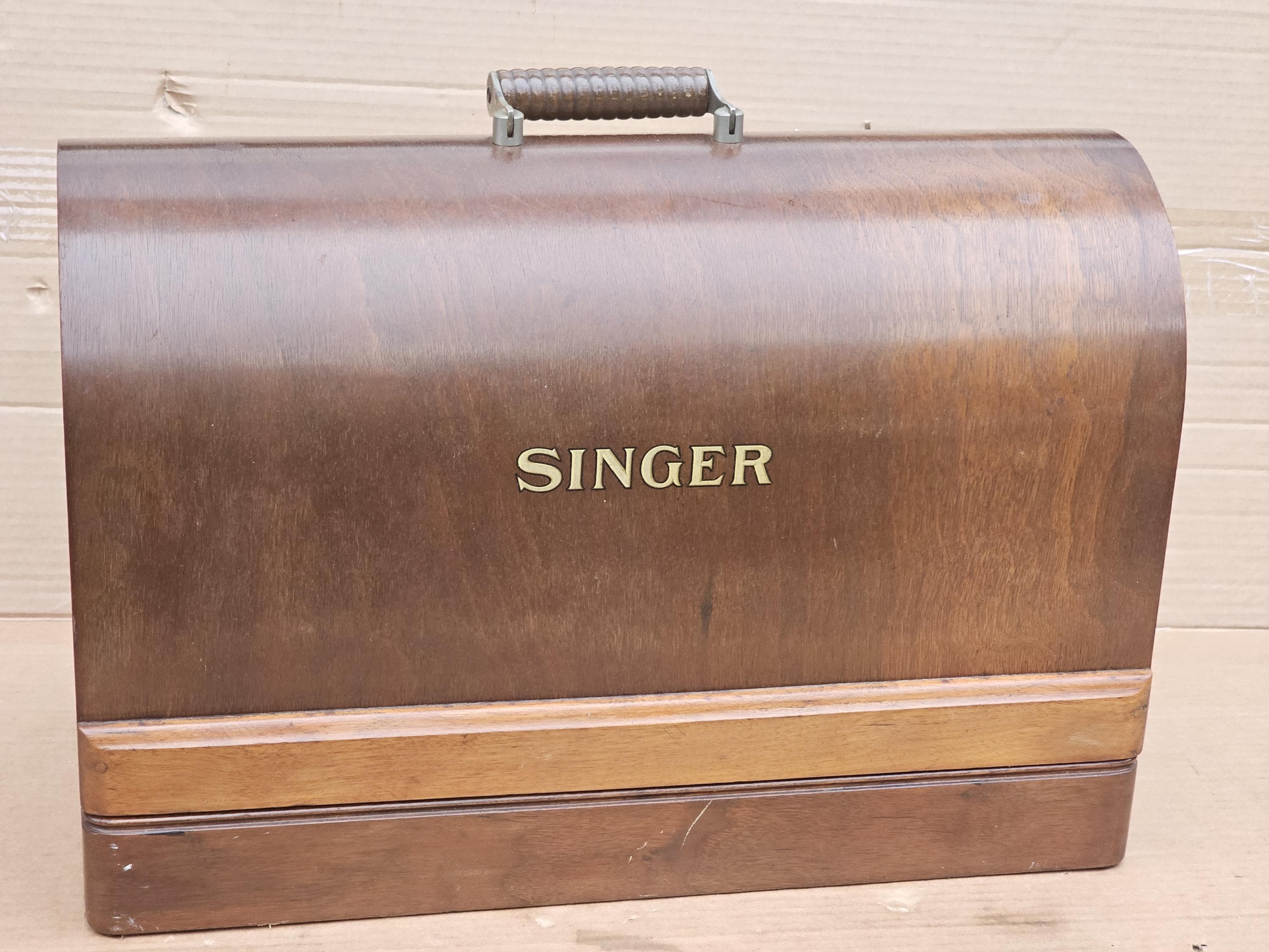 Singer 128K With La Vencedora Indian Star Variant Decals With