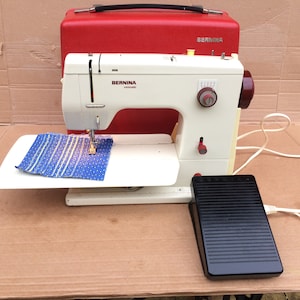 Bernina 807 Minimatic Zig Zag Multi- Decorative Stitch Sewing machine.