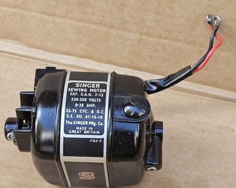 Vintage Singer 221,  221K Featherweight Sewing Machine Motor ONLY