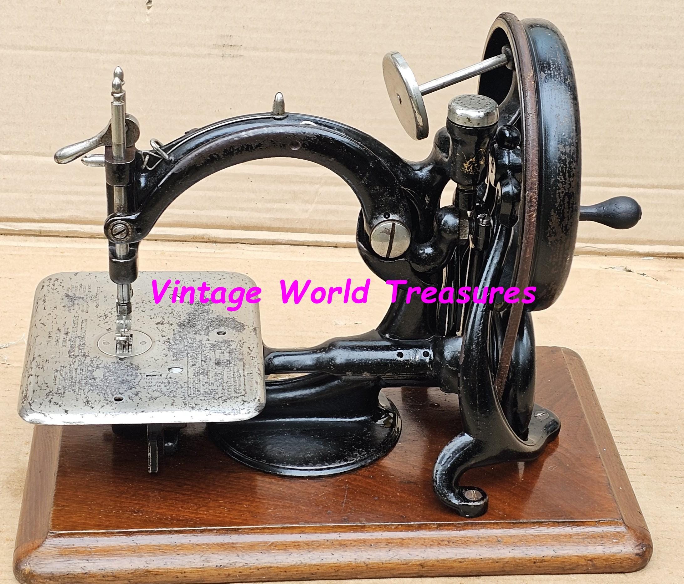 その他 Antique Sewing Machine Wilcox & Gibbs Wilcox & Gibbs Sewing Machine - Lawrence House Museum