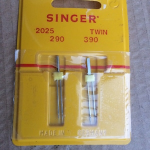 Singer Sewing Machine 2025 aghi gemelli 90/14 - 2,9 mm e 3,9 mm Aghi tipo Gap 130/705H
