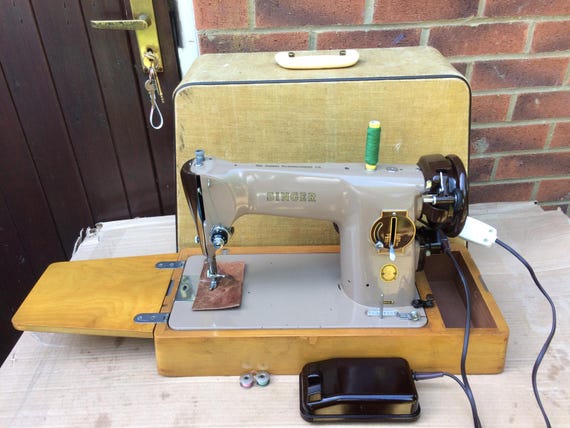 ビンテージ シンガー 201K アルミニウムボディ 半工業用電動ミシン