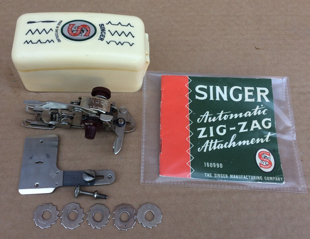 Vintage Singer Sewing Machine Swiss Zizagger Walking Foot