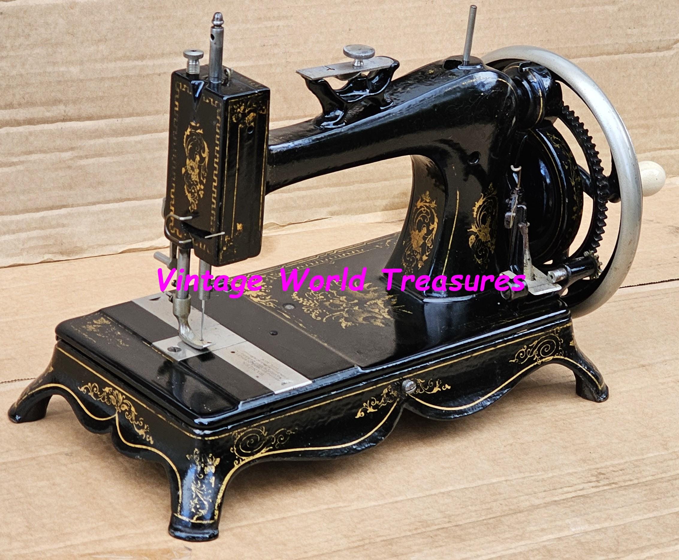 Wanzer B Lockstitch Antique Hand Crank Sewing Machine - Etsy Canada