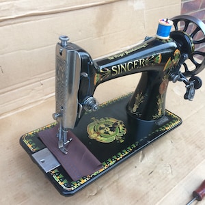 Antique Singer Model 66, 66k Lotus decals Sewing machine head only