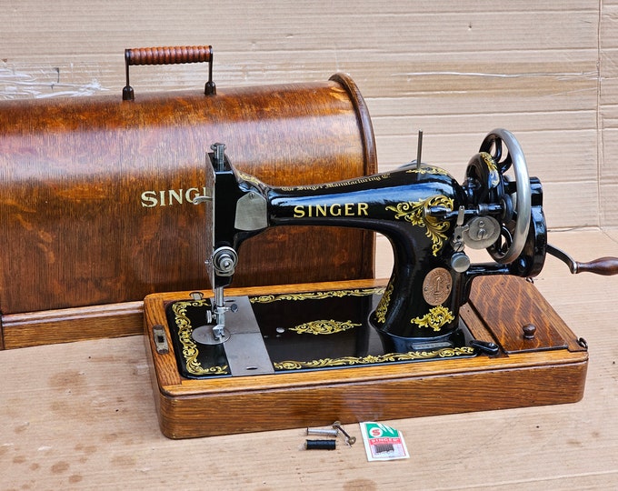 Singer 128K Vintage Hand Crank Sewing Machine With Rococo Decals