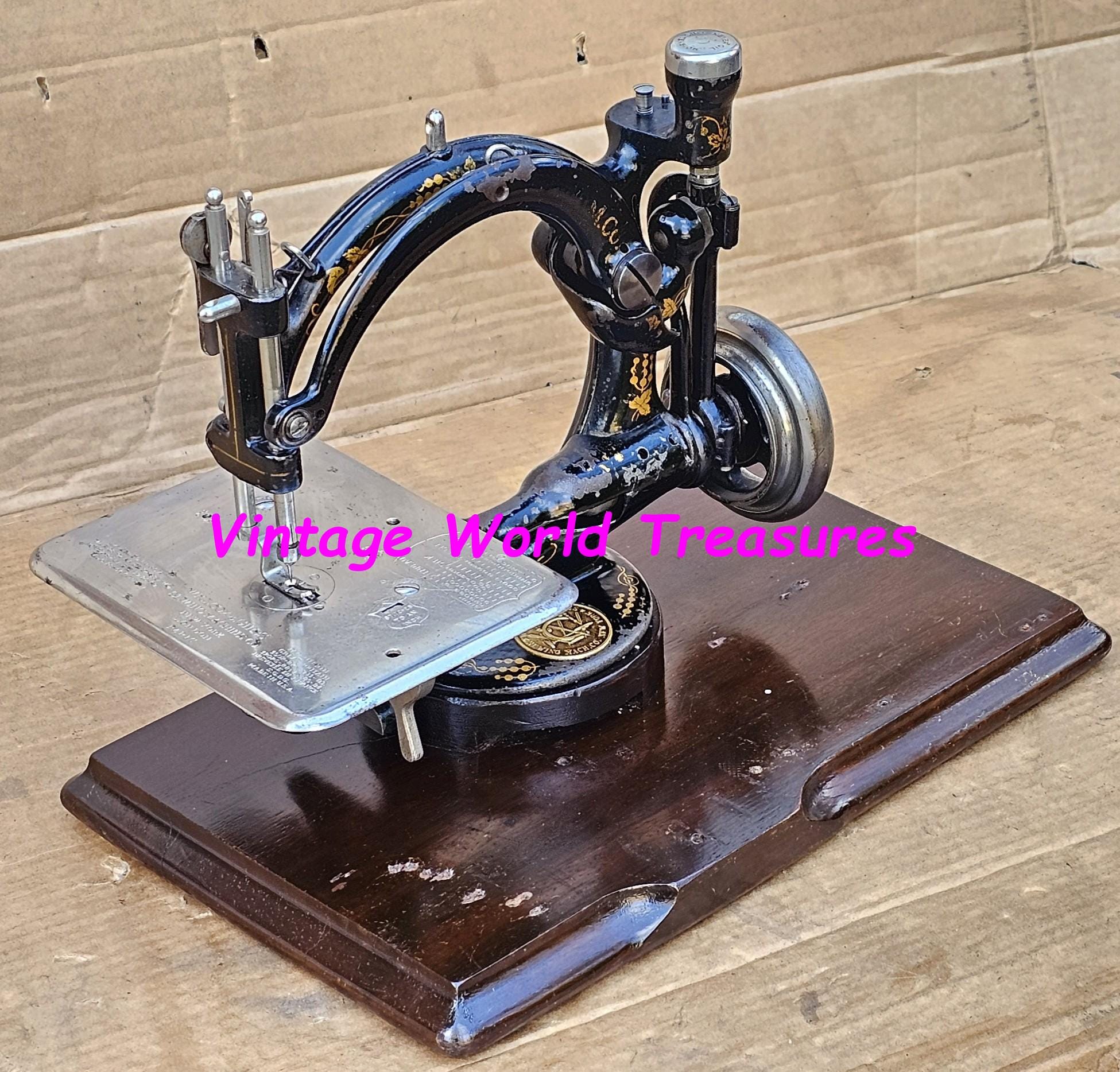 その他 Antique Sewing Machine Wilcox & Gibbs Functional object - Sewing machine, Wilcox & Gibbs, c1870