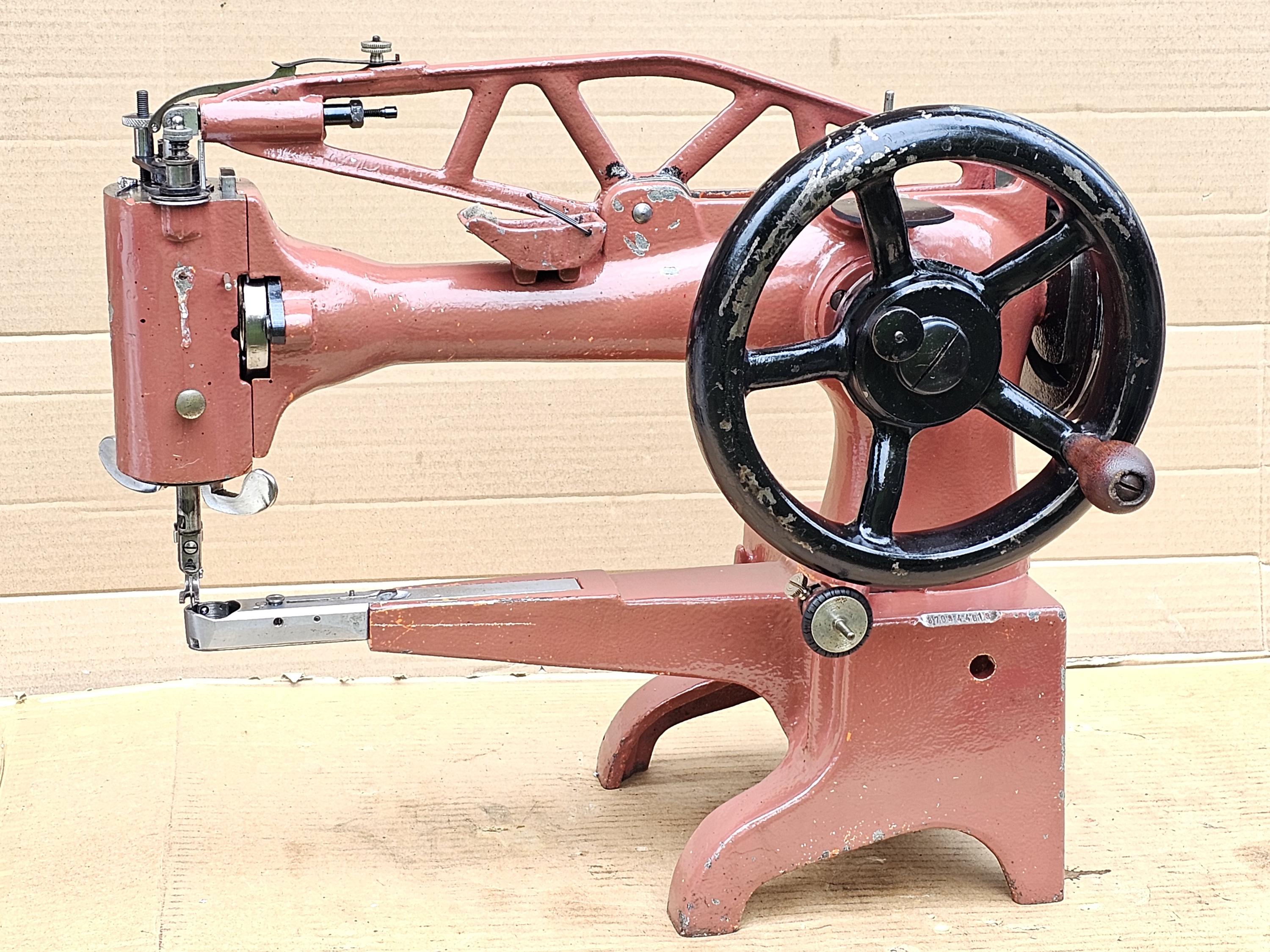 Singer 29K58 Walking Foot Antique Industrial Leather Patcher