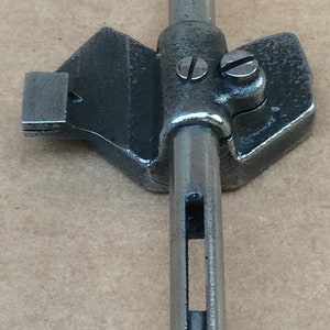 Antique Singer 48K sewing machine Needle bar
