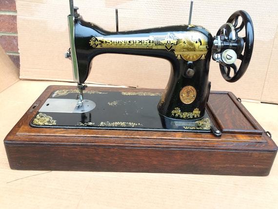 アンティーク シンガー ゴールド スフィンクス ミシンハンドミシン 金色装飾付き アンティーク シンガー ゴールド スフィンクス ミシンハンドミシン