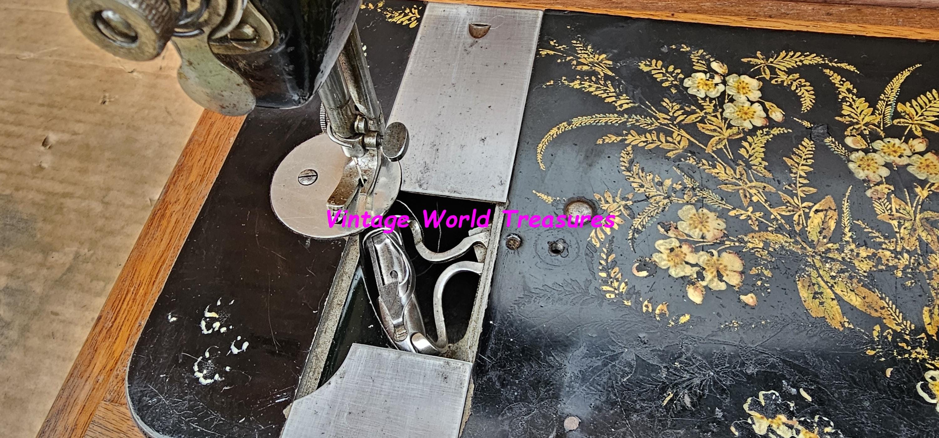 vintage an・an no.3 Antique Singer VS3 Hand-crank Sewing Machine With Wild Roses