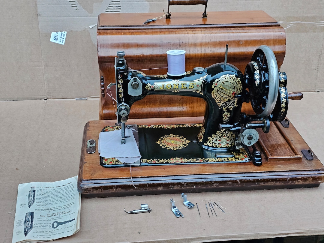 Jones C.S Family Hand Crank Vintage Sewing Machine With