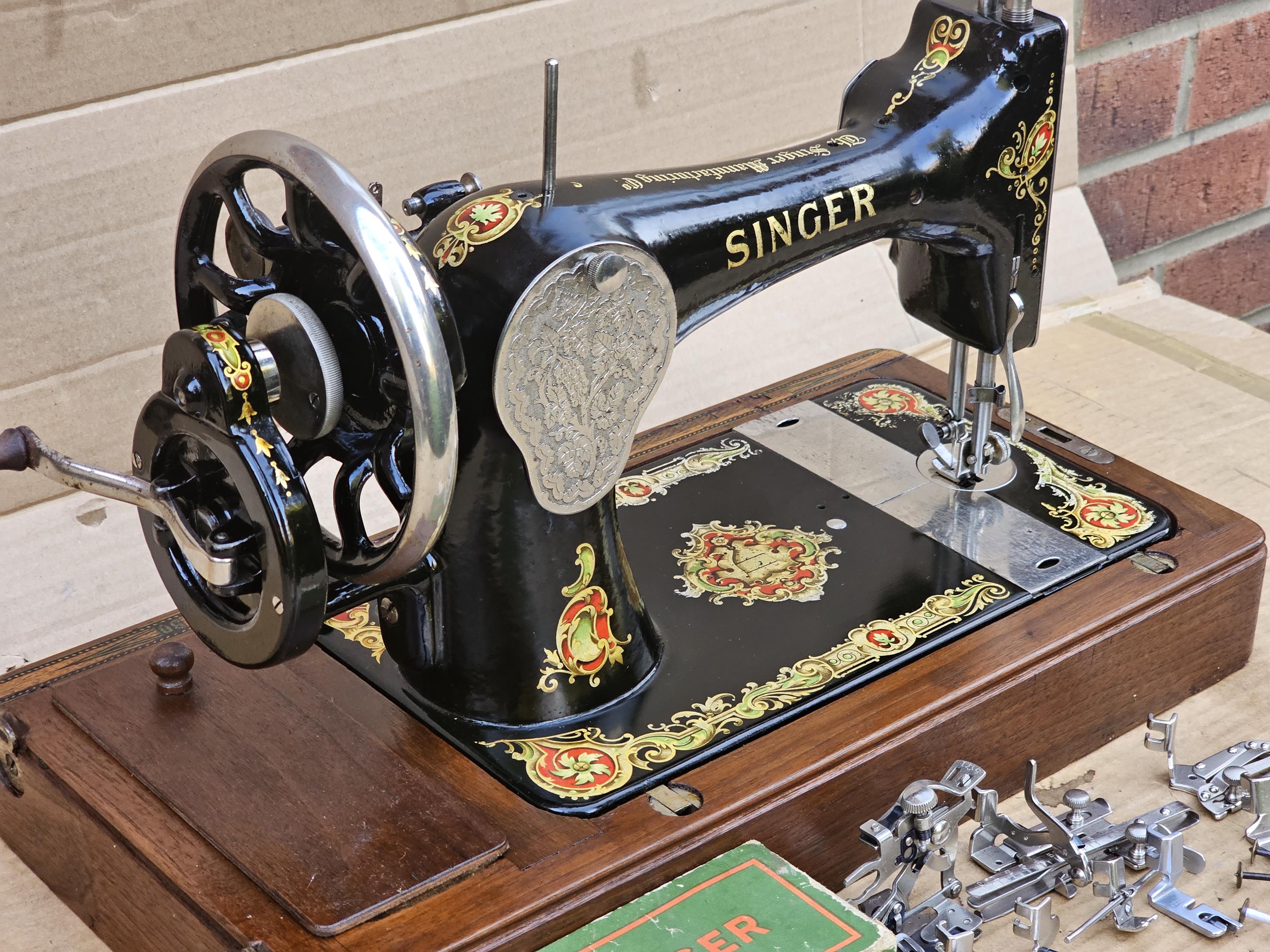 ✧1点物✧ステキな紙モノ✧二つ折りファイル✧vintage victorian✧ Antique Singer 128K Sewing Machine With 