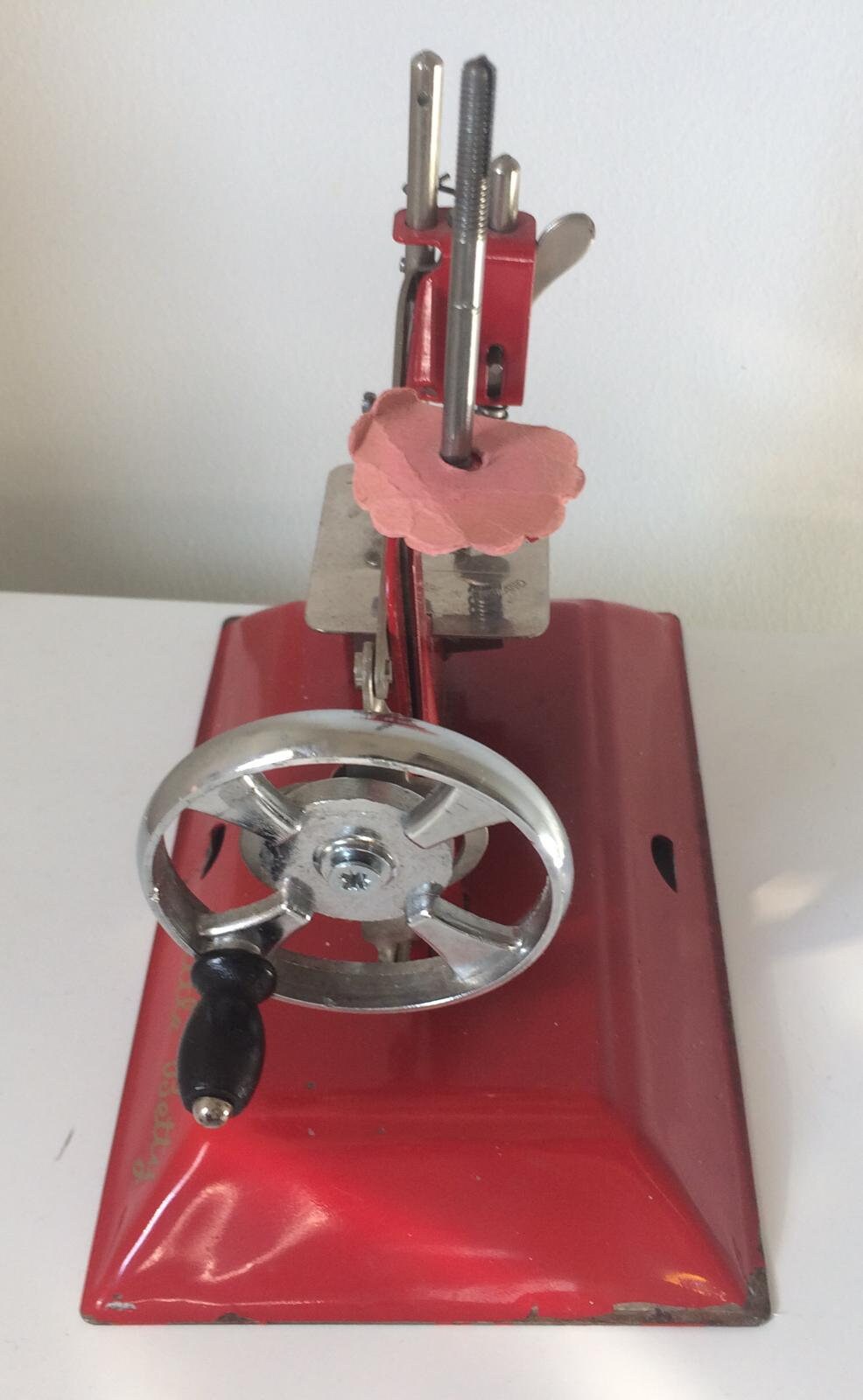 ビンテージ トイミシン リトルベティ Little Betty Toy Sewing Machine, Vintage Small Sewing