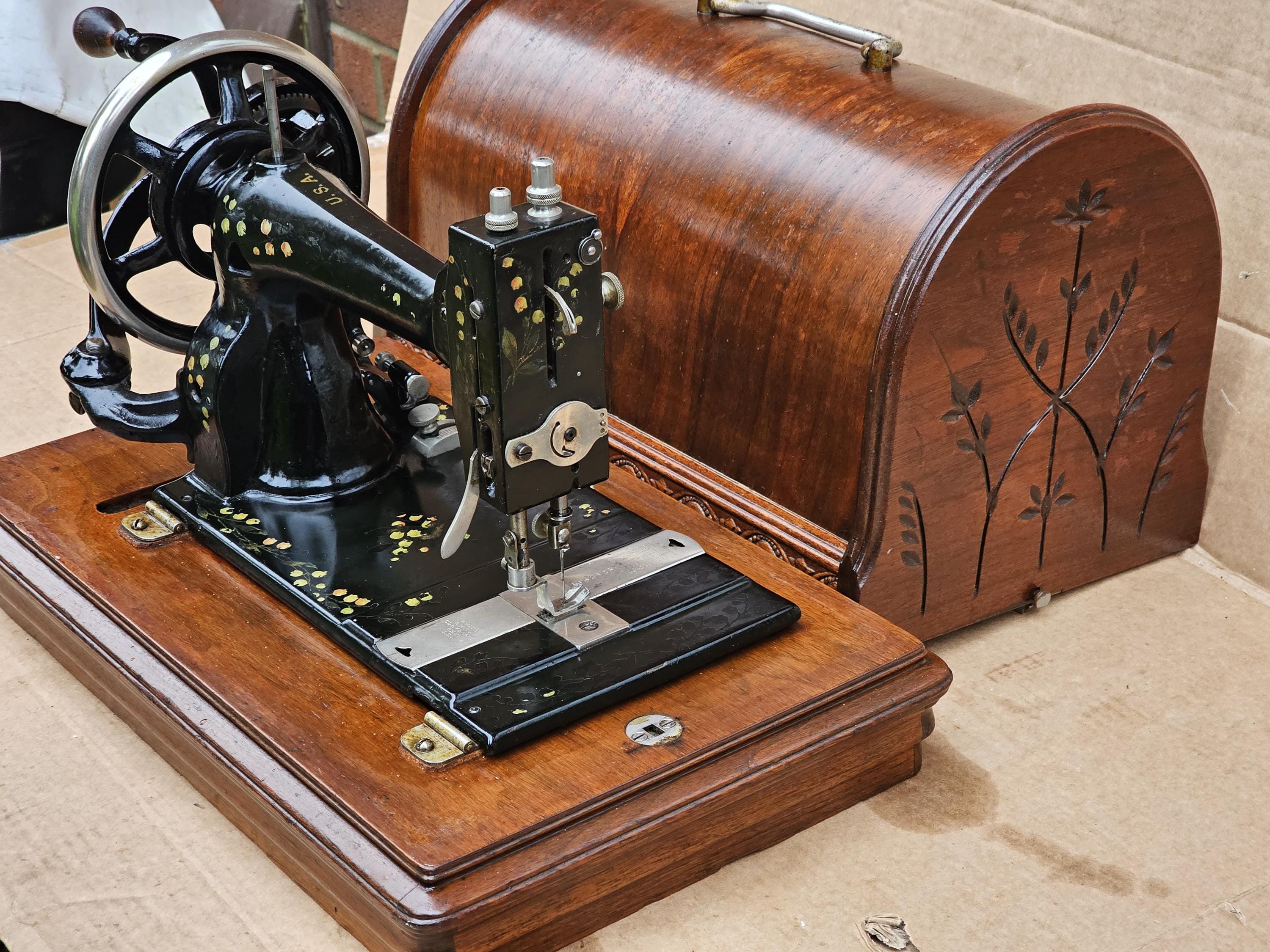 Antique White Peerless USA Antique Sewing Machine - Etsy