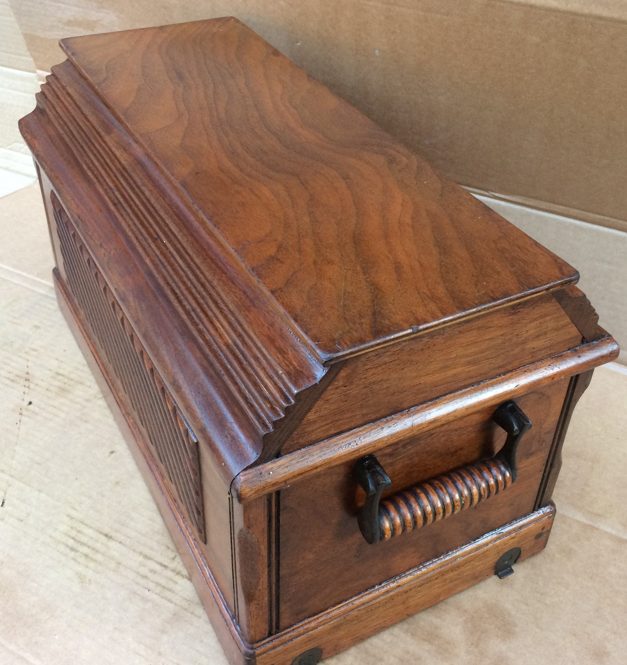 Singer vintage/Antique Coffin like sewing machine top case Etsy
