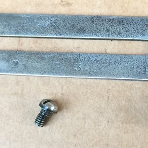 Antique Singer 48K sewing machine stitch length thumb screw and plate