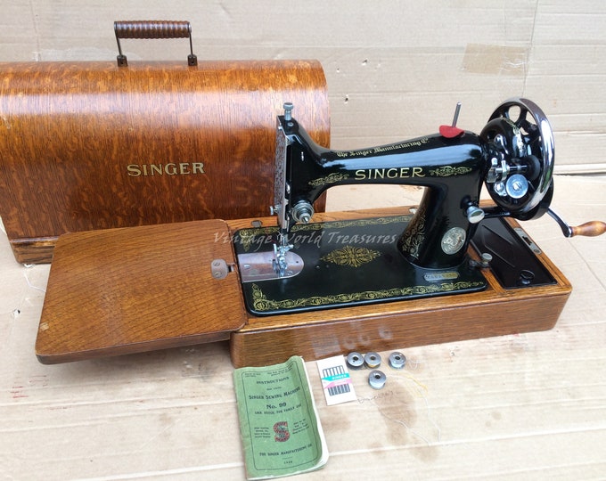 Vintage Singer 99, 99K Hand Crank Sewing Machine With Instruction