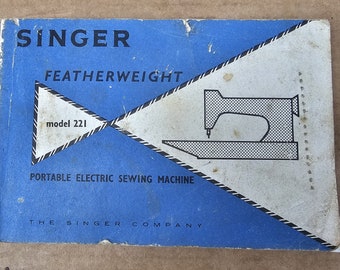 White Singer Featherweight 221 Sewing Machine Instruction Manual