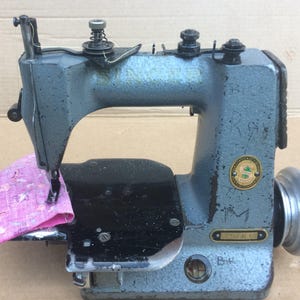 Cabezal de máquina de coser de puntada de cadena industrial Singer 240K13 vintage solamente