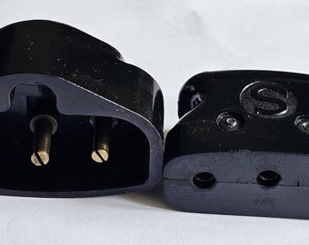 Singer Sewing Machine Bakelite Single Lead 3 Round Prong Pin and Socket Plug Simanco