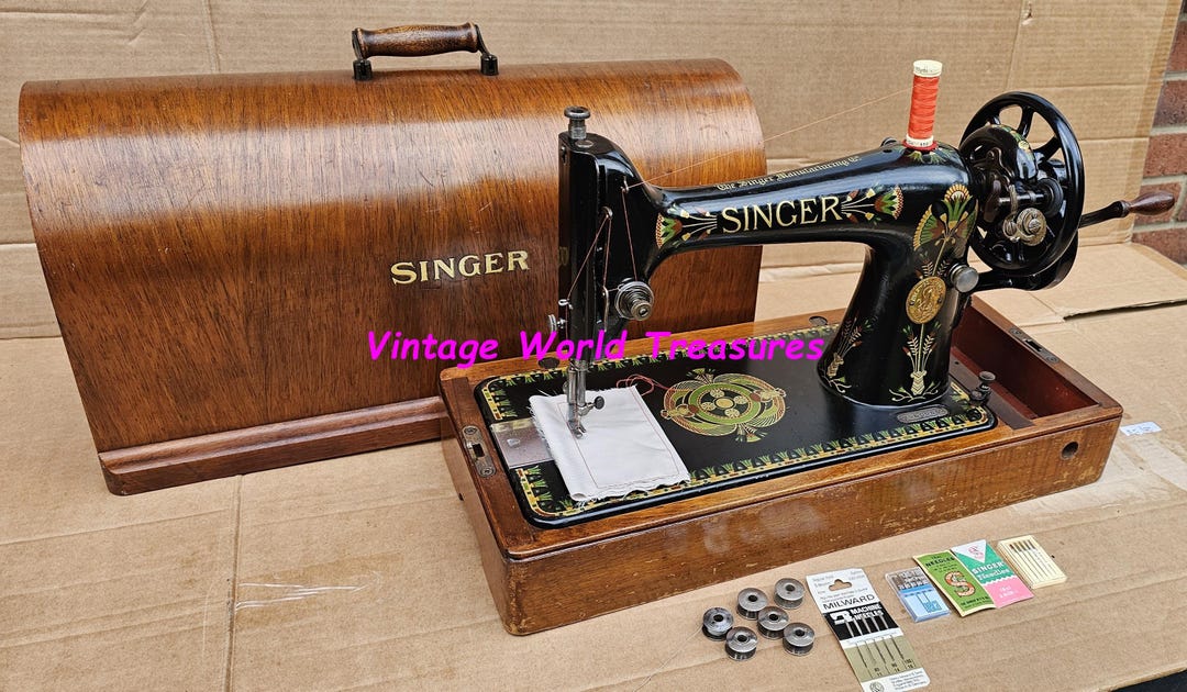 Singer 66K Blackside Lotus Hand Crank Sewing Machine With Bentwood