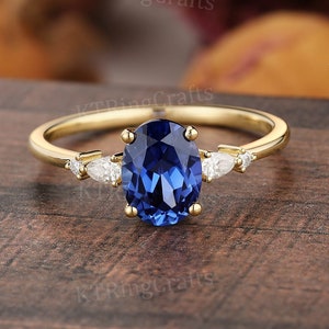 Vintage Blauer Saphir Verlobungsring, Ovaler Saphir Ring Frauen, 14k / 18k Gelbgold Ring, Birne Diamant Ring, Antiker Cluster Ring, Brautring