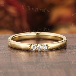 Three Stone Moissanite Wedding band,Vintage Triple Stone Diamond ring,Yellow Gold ring,Stackable band,Minimalist ring,Dainty Gift for her