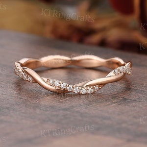 Diamond twist contour wedding band hotsell