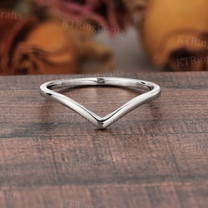 V Shape Wedding Band,14k/18k White Gold Chevron Ring,Curved Stacking Matching Ring,Simple Band,Plain Gold Ring,Minimalist Ring,Classic Ring