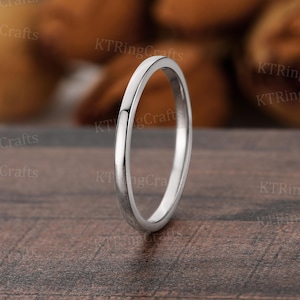 Classic 1.3mm Plain Gold Wedding Band, Thin Solid Gold Ring for Men & Women, Polished Ring, Simple Stackable Band