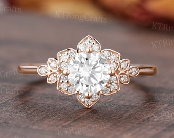 Anillo de compromiso de moissanita vintage, anillo floral de moissanita, anillo de corte redondo, anillo de oro rosa antiguo, anillo de racimo Art Deco, anillo de joyería hecho a mano