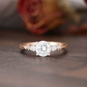 Vintage Moissanite Engagement Ring Set,Round cut Moissanite ring,Diamond Cluster ring,Rose Gold Bridal ring,Twisted Wedding band,Unique ring Only Engagement Ring