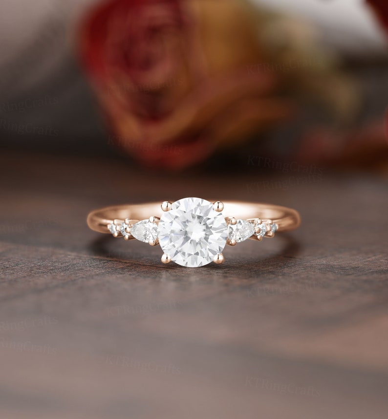 Vintage Moissanite Engagement Ring Set,Round cut Moissanite ring,Diamond Cluster ring,Rose Gold Bridal ring,Twisted Wedding band,Unique ring Only Engagement Ring