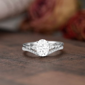 Dainty Moissanite Engagement Ring Set, 1.5ct Oval Moissanite Ring, Vintage Rose Gold Cluster Ring, Art Deco Curved Wedding band, Bridal set image 7