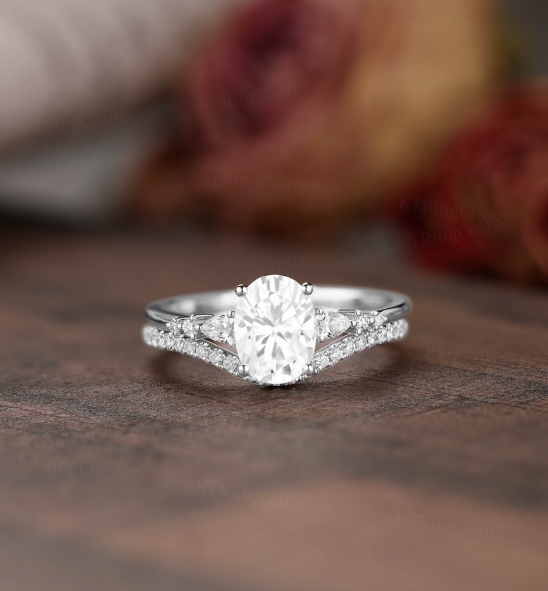 Dainty Moissanite Engagement Ring Set, 1.5ct Oval Moissanite Ring, Vintage Rose Gold Cluster Ring, Art Deco Curved Wedding band, Bridal set image 7