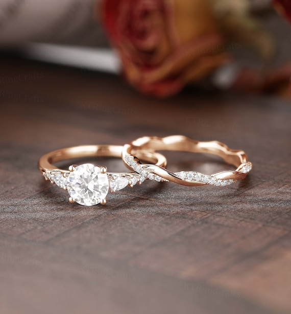 TOP 10 BEST Vintage Engagement Rings in Toronto, ON - March 2024 - Yelp