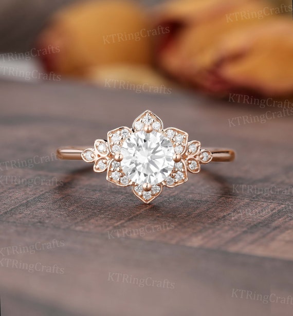 Vintage Moissanite Engagement Ring,moissanite Floral Ring,round