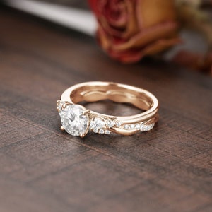 Vintage Moissanite Engagement Ring Set,Round cut Moissanite ring,Diamond Cluster ring,Rose Gold Bridal ring,Twisted Wedding band,Unique ring image 4